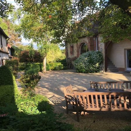 ティビビエ Le Puits D'Angle Bed & Breakfast エクステリア 写真